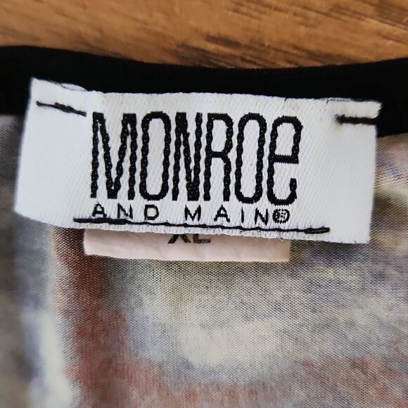 Monroe and Main women's XL sleeveless summer asymmetric animal print dre… - Picture 3 of 4